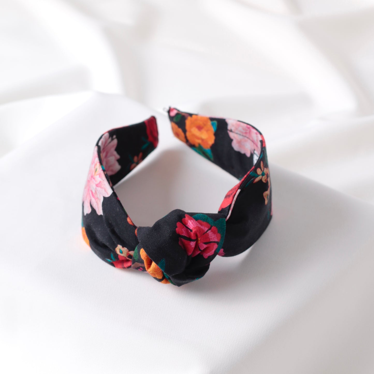 Black Floral Knot Headband